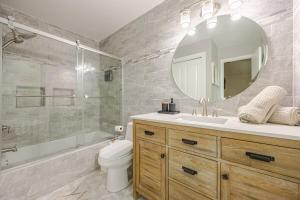 Gallery image of Private Downtown Herndon Escape Full Amenities in Herndon