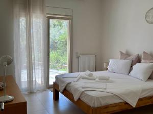 Gallery image of Ktima Bird Paradise in Yenion +45 photos