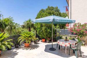 Φωτογραφία από το άλμπουμ του Apartments in Povile 39105 σε Povile