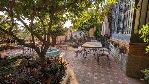 En have udenfor Casa Monte Victoria