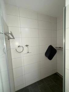 Vannituba majutusasutuses Familienfreundliche Ferienwohnung mit Garten in Moos Weiler am Bodensee