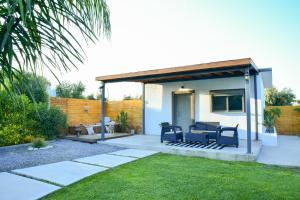 Galería fotográfica de Eléa Blu Pool & Garden en Afantou 17 fotos más