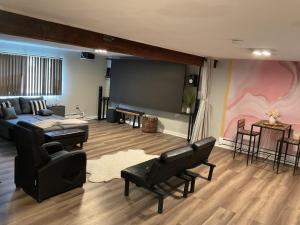 Televisyen dan/atau pusat hiburan di Wakefield Sweet home