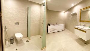 Imagine din galeria proprietății Al Maali Hotel Jazan în Jizan