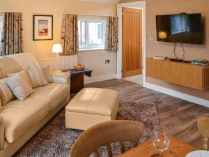 Et tv og/eller underholdning på Willow Cottage