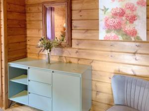 Φωτογραφία από το άλμπουμ του Chalet 2 σε Torcastle