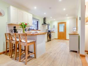 Køkken eller tekøkken på Bunchrew Farm Cottage