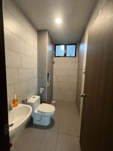 Et badeværelse på Latte Homestay Desaru