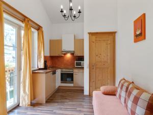 Kuchyň nebo kuchyňský kout v ubytování Apartment in Grossarl near Ski Slopes