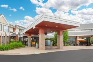 Gallery image of Quality Inn & Suites in Brampton