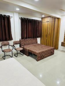 Khu vực ghế ngồi tại Bright Stay , Welcome Home, Away From Home