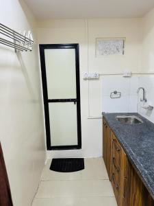 Nhà bếp/bếp nhỏ tại Bright Stay , Welcome Home, Away From Home