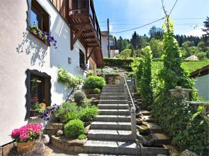 Κήπος έξω από το Relaxing Home with Garden