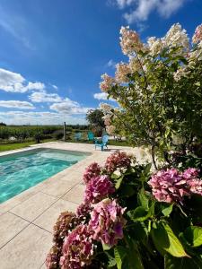 Galeriebild der Unterkunft Gîte Le Domaine Des Faluns in Le Quiou