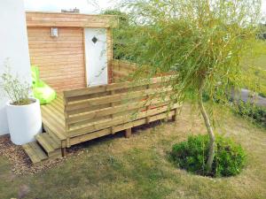 Zahrada ubytování Holiday home close to beach, Cléder