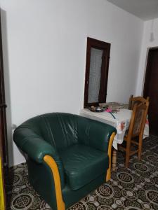 Afbeelding uit fotogalerij van Erika house in Donja Šatornja