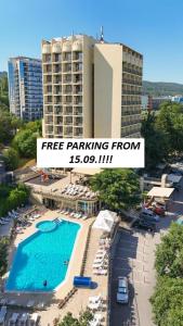 Πισίνα στο ή κοντά στο Hotel Shipka All Inclusive
