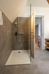 Fotografija v galeriji nastanitve Le Ruedli - Villa 1878 v mestu Spiez + 38 fotografij