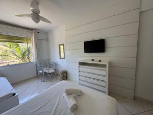 Μια τηλεόραση ή/και κέντρο ψυχαγωγίας στο Cavalinho Branco 309