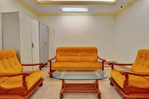 Posezení v ubytování Hotel O MAJESTIC INN