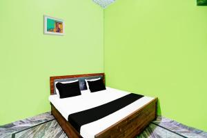 Gallery image of Hotel O Royal Happy Guest House in Gunnaur