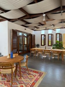 Restaurace v ubytování Hotel Los Patios - Parque Natural + 19 fotografií