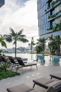 Πισίνα στο ή κοντά στο Crown's Jewel - Lv 51 Skybound Sanctuary on Casino