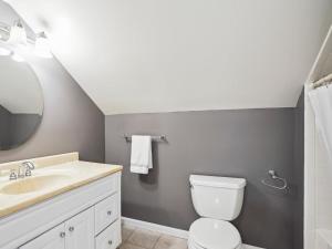 Bilik mandi di Neavitt Cottage +56 gambar