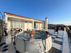 Billede fra billedgalleriet på Merab House i Batumi + 115 billeder