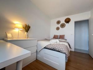 Postel nebo postele na pokoji v ubytování Jolie Chambre Confortable