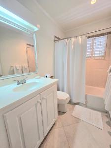 Bilik mandi di 9 Margate Gardens