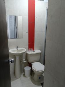 Ένα μπάνιο στο Sendero Primaveral Apto 203
