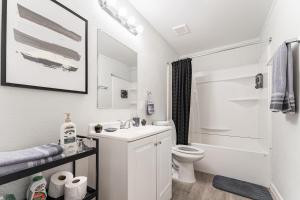 Φωτογραφία από το άλμπουμ του Central Casa Grande 2 BR Apt with Private Backyard σε Casa Grande