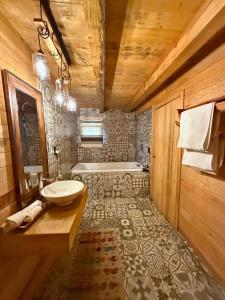 Ένα μπάνιο στο Cabaña Dalia at Casa Elba