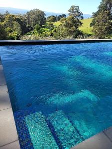 Πισίνα στο ή κοντά στο Mirador Springs Retreat - Supa Luxe Glamping +22 φωτογραφίες