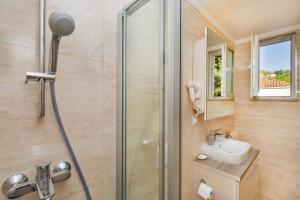 Galeriebild der Unterkunft Villa Porto in Mlini + 28 Fotos