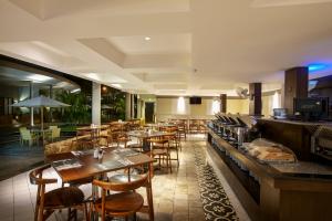 Posezení v ubytování Hotel Neo+ Green Savana Sentul City