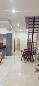Gallery image of Rumah 2 lantai in Sukabumi