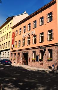 Byggingin sem hostelið er í