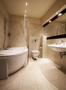 Koupelna v ubytování Hotel Lubicz