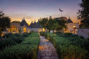 Сад в Casa Badra - Elegant 5BR Villa in Puglia