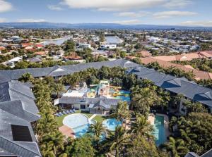 Swimmingpoolen hos eller tæt på Turtle Beach 233