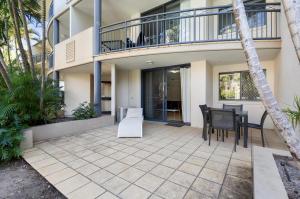 En balkon eller terrasse på Turtle Beach 233