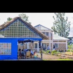 Gallery image of CRESCENT BEACH HOTEL And RESTAURANT in Kisumu
