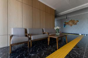 Gallery image of Siluet Plaza Hotel in Shymkent +23 photos