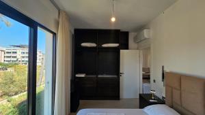 Imagen de la galería de White Pine Villa With Pool, en Golem 64 fotos más