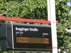 a sign for a busker strike on a pole at Vogesenblick Oetjens in Freiburg im Breisgau