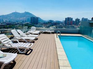 En generel udsigt til bjerge eller udsigt til bjerge taget fra lejligheden