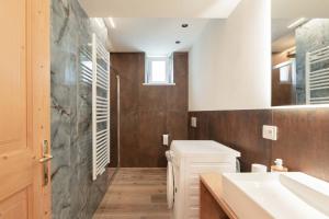 Koupelna v ubytování Francesca's home + 30 fotografií