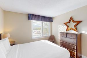 En eller flere senge i et værelse på Wintergreen 202